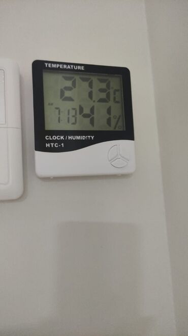 htc 626: Termometr HTC 1 Evin ve çölün temperaturunu göstərir Hər növ