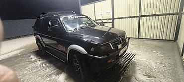 Mitsubishi Pajero: 1996 г., 3 л, Бензин, Внедорожник at lalafo.kg Mitsubishi Pajero: 1996 г., 3 л, Бензин, Внедорожник