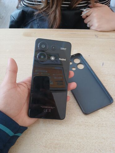 Xiaomi: Xiaomi 13, 256 GB, rəng - Qara, 
 İki sim kartlı
