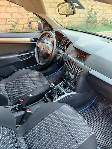 opel sükanı: Opel Astra: 1.3 l | 2006 il 377000 km Hetçbek — 8