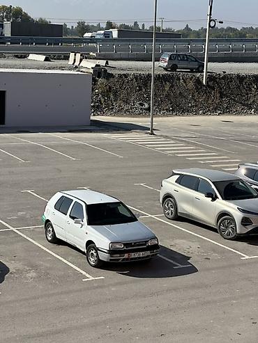 chery arrizo 8: Volkswagen Golf: 1992 г., 1.8 л, Механика, Бензин, Хэтчбэк — 1