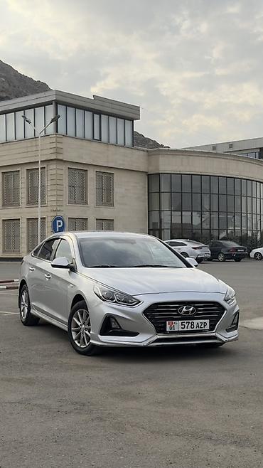машина кона: Hyundai Sonata: 2019 г., 0.2 л, Автомат, Бензин, Седан — 1