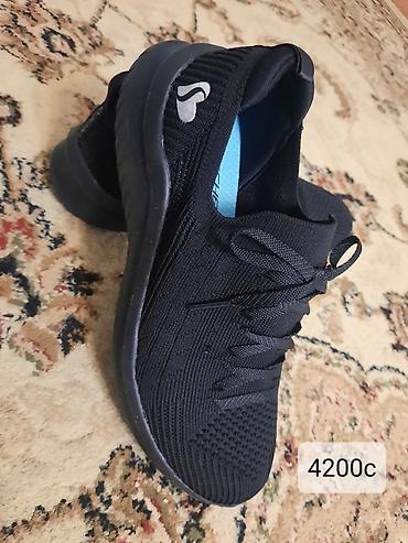 Другие детские вещи: Все обуви из США — 18