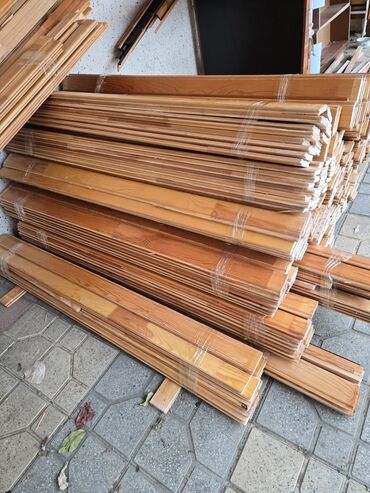 Quru inşaat materialları: Obşifkalar satılır 60 kvadrat var uzunluğu 1.60 dı ev təmir olunur