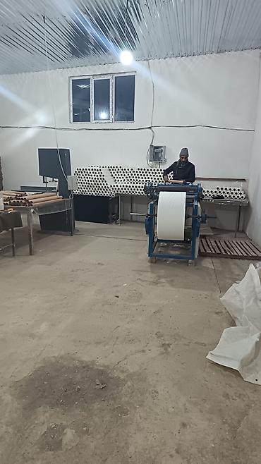 tül pərdələr: Məhsul: Tualet kağızı rulonları (istehsal) • Material: Ağ, yumşaq — 1