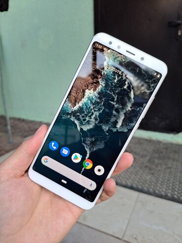 карты памяти 16 гб для телефонов: Xiaomi, Mi A2, Б/у, 64 ГБ, цвет - Золотой, 1 SIM, 2 SIM