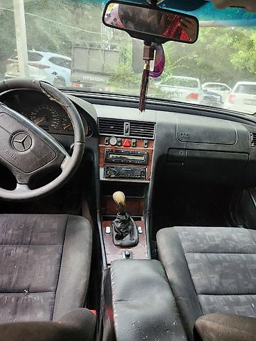 124 mers: Mercedes-Benz C-Class: 1996 г., 2.2 л, Механика, Бензин, Универсал — 1
