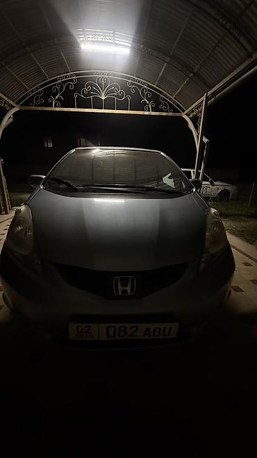 машы: Honda Fit: 2011 г., 1.5 л, Автомат, Бензин, Хэтчбэк — 1