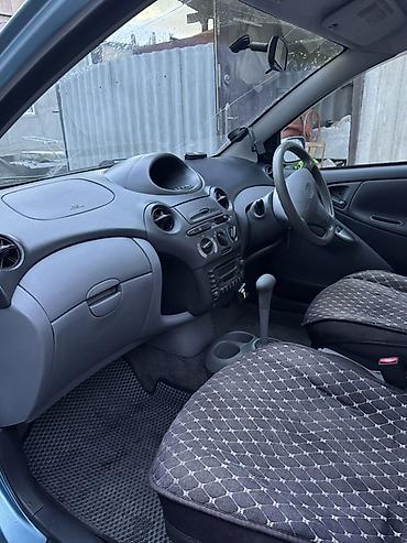 byd e1: Toyota Vitz: 2001 г., 1 л, Автомат, Бензин, Хэтчбэк — 3