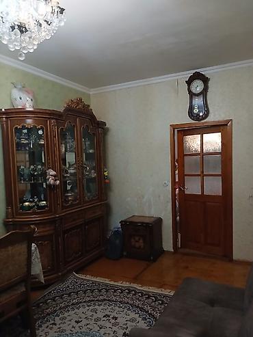 Mənzillər: Bakı, 3-cü mikrorayon, 2 otaqlı, Köhnə tikili, 55 kv. m — 2