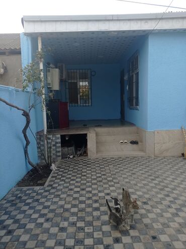 inşaatçılar metrosu həyət evləri: Zabrat 3 otaqlı, 130 kv. m, Yeni təmirli