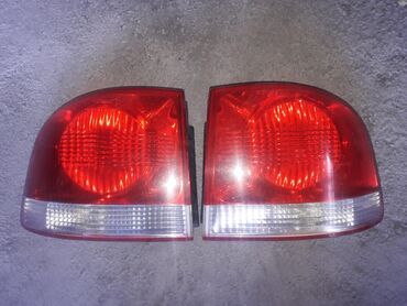 Стоп-сигналы: Комплект стоп-сигналов Volkswagen 2004 г., Б/у, Оригинал