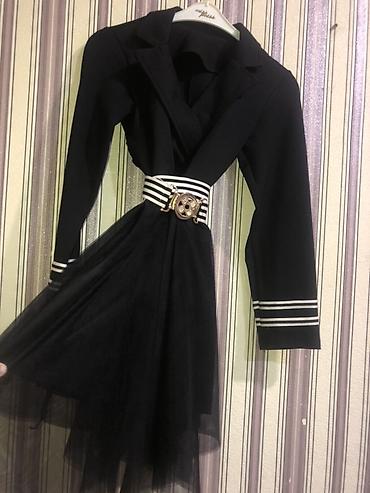 Qara şık qiyafət dəsti - Stil: Blazer kəsimli üst hissə və tül ətək