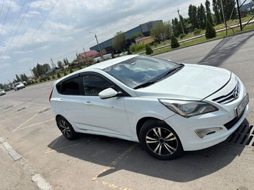 Hyundai: Hyundai i30: 2014 г., 1.6 л, Автомат, Бензин, Хэтчбэк