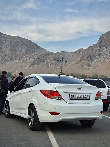 bbs 15: Hyundai Solaris: 2013 г., 1.6 л, Автомат, Бензин, Седан — 10