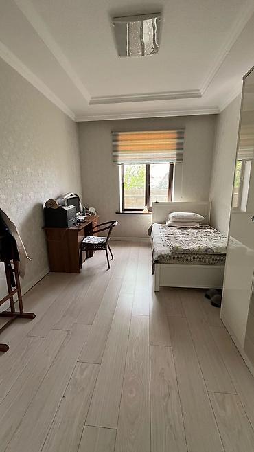 Продажа домов: Дом, 180 м², 6 комнат, Агентство недвижимости, Косметический ремонт — 16