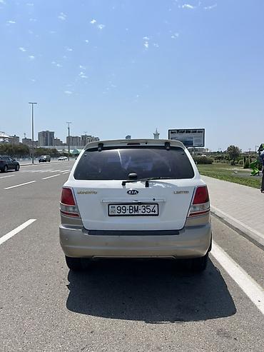 Kia: Kia Sorento: 2.5 l | 2005 il Ofrouder/SUV — 5