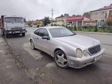 Mercedes-Benz: Mercedes-Benz E-Class: 2 l | 1997 il Kupe — 8