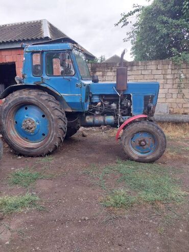 mtz 80 1: Təcili satılır ideal satıcı narahat etsin