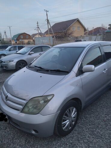 Toyota: Toyota ist: 2003 г., 1.3 л, Автомат, Бензин, Хэтчбэк