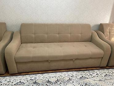 study table: Прямой диван, Б/у — 1