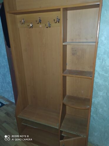 гирлянды уличные: Шкаф-прихожая, Без зеркала, ЛДСП
