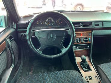 Mercedes-Benz: Mercedes-Benz E-Class: 1991 г., 2.6 л, Механика, Бензин, Седан at lalafo.kg — 7 Mercedes-Benz: Mercedes-Benz E-Class: 1991 г., 2.6 л, Механика, Бензин, Седан — 7