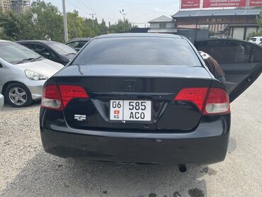 Honda: Honda Civic: 2009 г., 1.8 л, Автомат, Бензин, Седан — 4