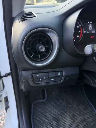 Kia: Kia K3: 2019 г., 1.6 л, Вариатор, Бензин, Седан at lalafo.kg — 15 Kia: Kia K3: 2019 г., 1.6 л, Вариатор, Бензин, Седан — 15