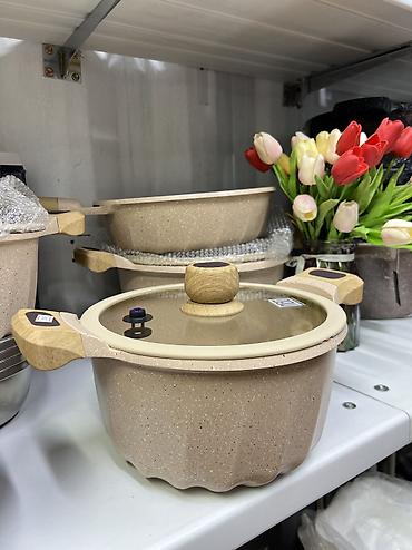 Кастрюли: Кастрюля с крышкой MGC - Материал: литой алюминий с многослойным — 15