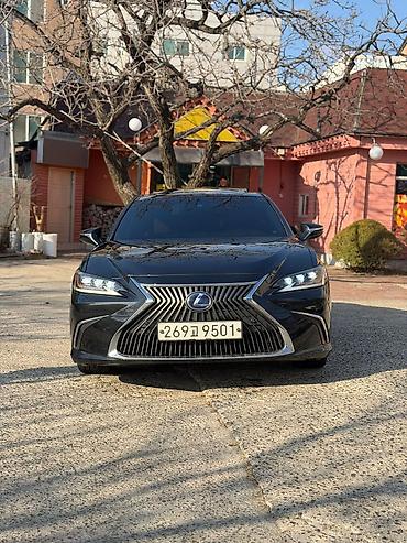 Lexus: Lexus ES: 2021 г., 2.5 л, Гибрид — 3