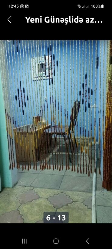 Restoran mebeli: 4 otaq bir zaldı.Ayaqyolusu və çöldə 6 kvadrat yeri var.Hazırda dərzi — 8