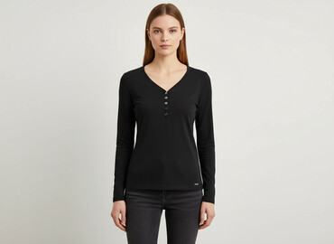 t shirty picasso: Mohito, Women`s T-shirt, size M