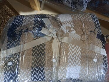 Örtüklər: Yataq üçün Yeni Xovlu Yataq örtüyü, Ünvandan götürmə, Ödənişli çatdırılma — 2