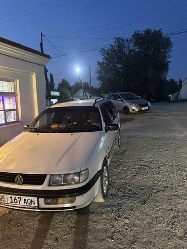 изготовление чип ключа для автомобиля: Volkswagen Passat CC: 1993 г., 1.8 л, Механика, Газ, Универсал