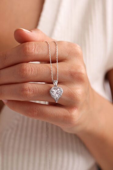 Boyunbağılar: Zərif dizaynlı qadın boyunbağıları - Qardan çiçəyi formalı asma — 12