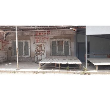 sabuncu bazari: Obyekt satilir Haciqabul rayonu Bazarin arxa girişində Əliyaga Vahid