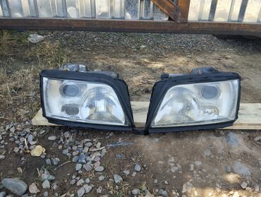 Передние фары: Комплект передних фар Audi 1995 г., Б/у, Оригинал — 8