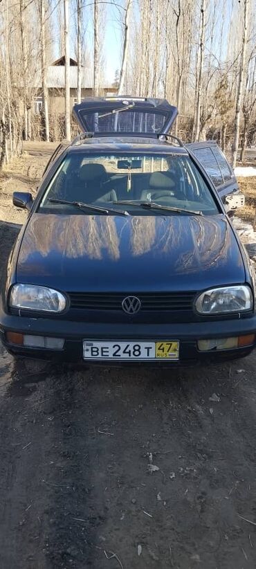 матиз 1 объем: Volkswagen Golf: 1995 г., 1.8 л, Механика, Бензин, Универсал