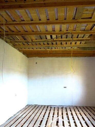 Həyət evləri və villaların satışı: 4 otaqlı, 240 kv. m, Təmirsiz — 2