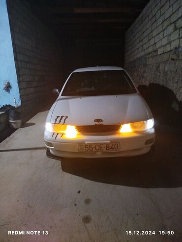 xacmaz masin: Kia Sephia: 1.5 l | 1997 il Sedan