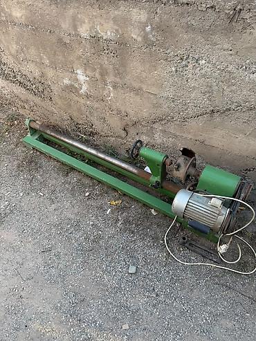 бу такта: Деревообрабатывающий токарный станок по дереву Описание: - Напольная — 3