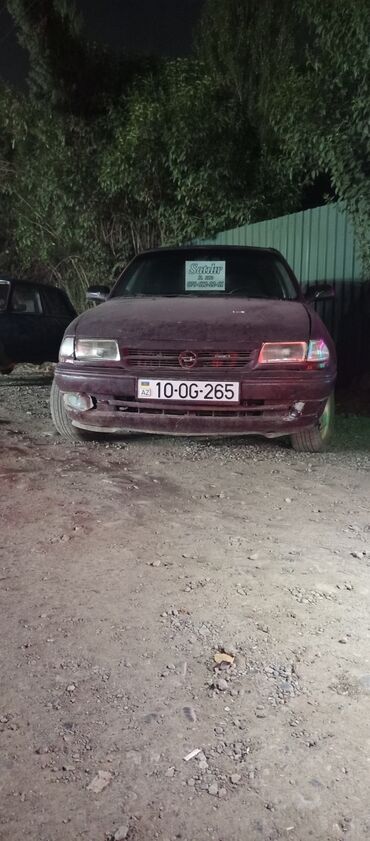 чемодан с инструментами для автомобиля: Opel Astra: 1.7 л | 1992 г. 151515 км Универсал