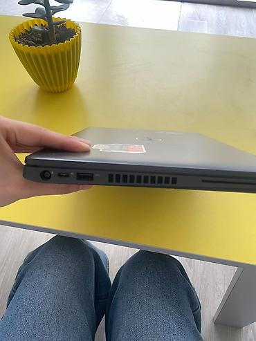 ipohone 14: Dell Latitude 5400 noutbuku Xüsusiyyətlər: - Ekran: 14" mat panel — 2