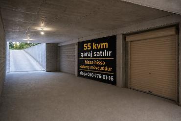 heyet evleri 2020: QARAJ SATILIR 📍 Afrodita Şadlıq Sarayının yanında 🏢 Binanın qarajı 📐 — 2
