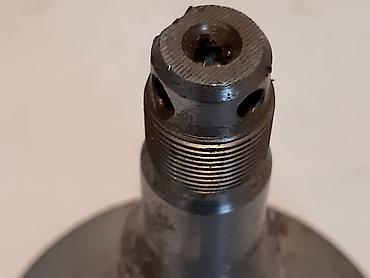 Auto delovi: Rukavac, glavcina, osovina tocka Skoda Skoda 116C97 Visina 110mm — 4