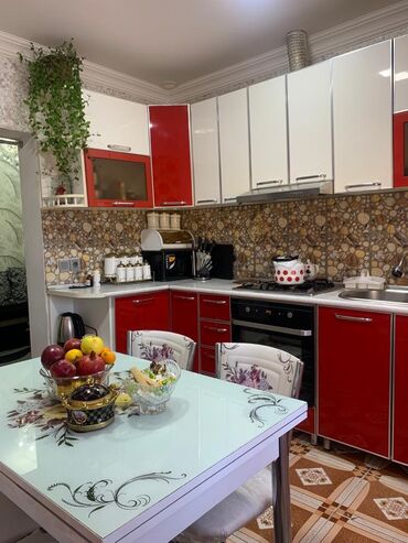 Günlük kirayə evlər: 125 kv. m, 4 otaqlı, Su, Qaz, İşıq — 12