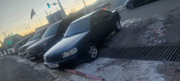 Audi: Audi A4: 1992 г., 2 л, Механика, Бензин