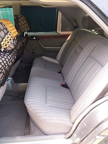 mercedes 500: Mercedes-Benz W124: 1991 г., 2.3 л, Механика, Бензин, Седан — 6