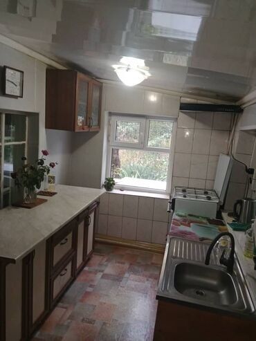 сдам дом на долгий срок: 5 м², 3 комнаты, Подвал, погреб, Забор, огорожен